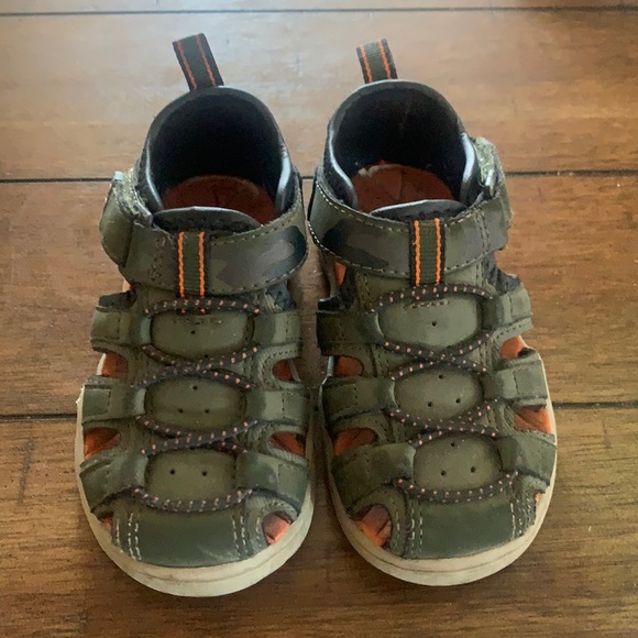 Eddie Bauer play/water shoes for baby boy - Picture 2 of 9